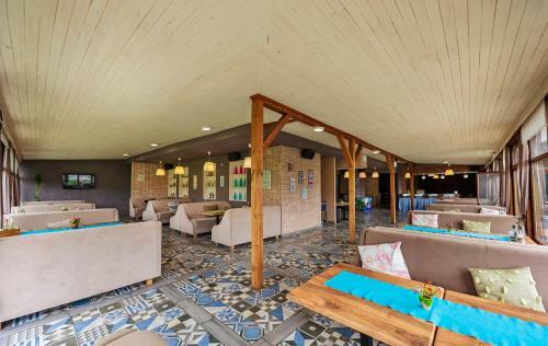 Seven Seasons Hotel & Spa