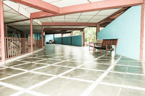 Cumbipar King Hotel