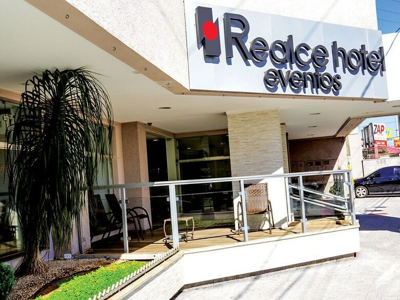 Realce Hotel