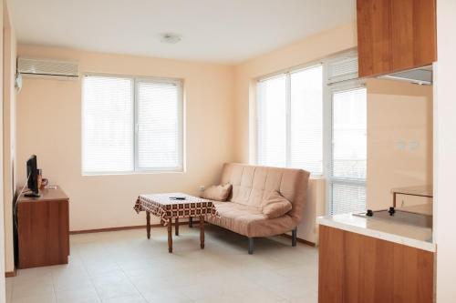 Andreevi Apartments In Villa Rouge