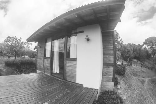 Hostal Caf� E Cabanas Lenha No Fogo