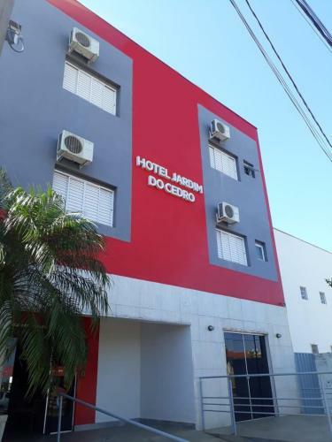 Hotel Jardim Do Cedro