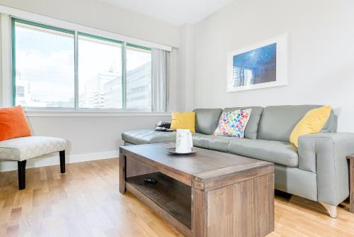 Apartments On Aylmer Street 409