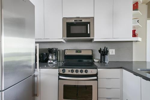 Apartments On Aylmer Street 409