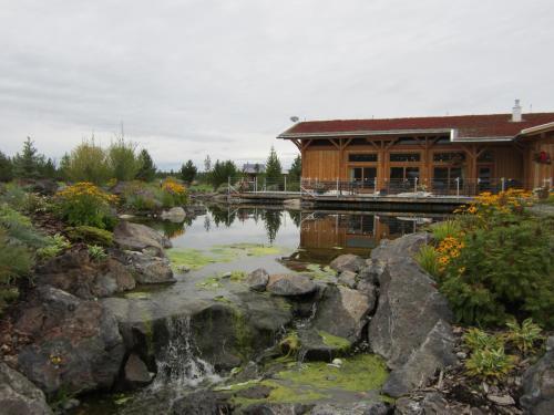 Hotel Kinikinik Cottages