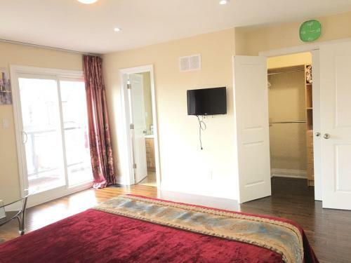 Hostal Toronto Downtown Comfortable Home