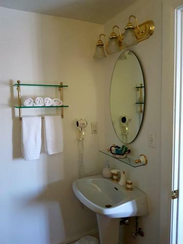 Bed & Breakfast Le Chateau D'acadie