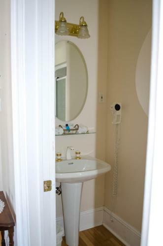 Bed & Breakfast Le Chateau D'acadie