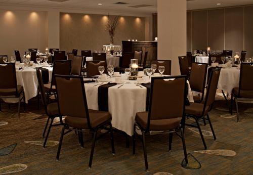 Delta Hotels By Marriott Winnipeg
