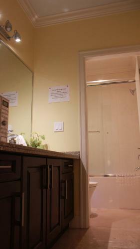 Hostal Fuhowe Family Guesthouse