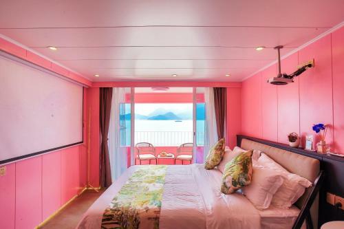 Wind & Moon Holiday Home
