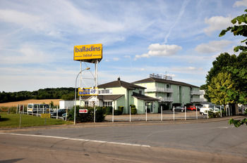 Hotel Balladins Roissy Cdg - Saint Mard