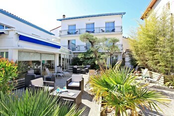 Hotel Logis Colinette