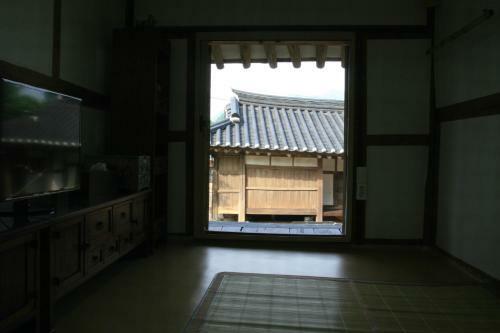 Hostal Yongwook Lee's Traditional House
