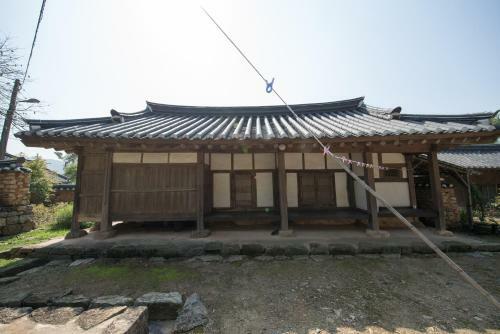 Hostal Yongwook Lee's Traditional House