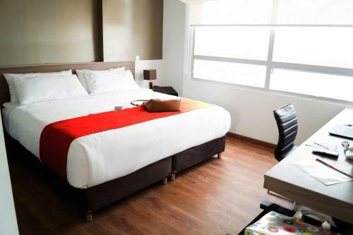 Pop Art Hotel Tocancip� Y Centro De Convenciones