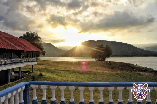 Hotel Marineros Club Nautico