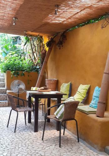 Monta�a Linda Hostel Orosi