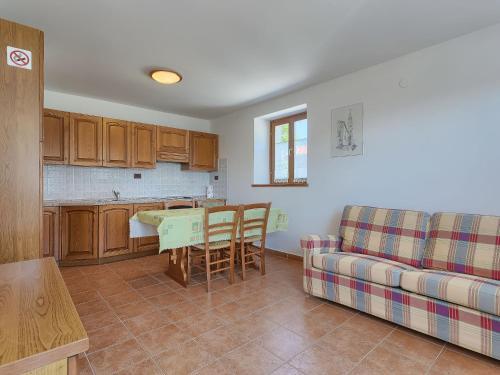 Country House Buje 5711