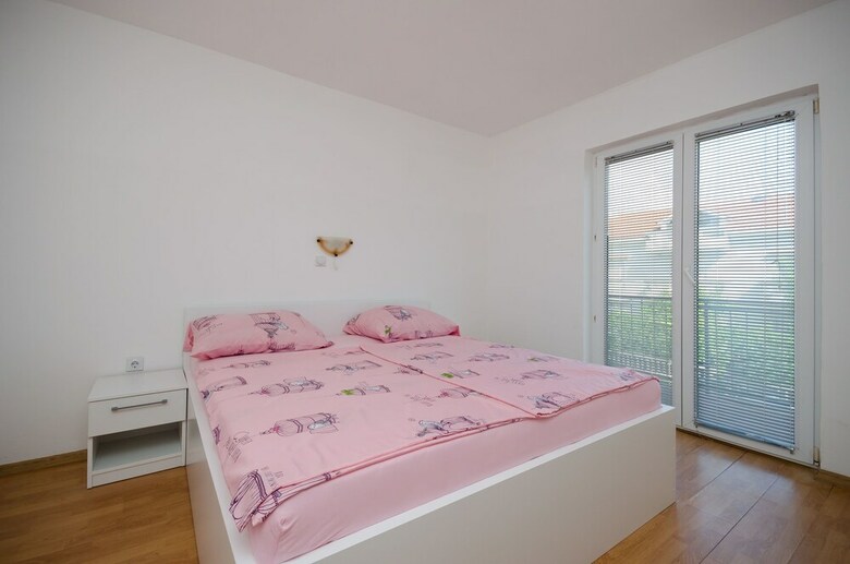 Apartments Joka