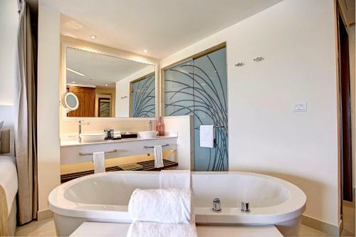 Hotel Royalton Negril Resort & Spa All Inclusive