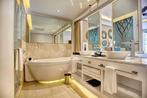 Hotel Royalton Negril Resort & Spa All Inclusive