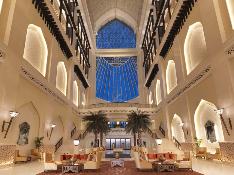 Bab Al Qasr Hotel