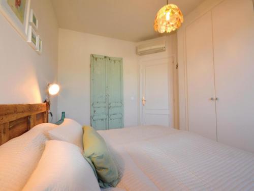 Holiday Home Vilacolum With Fireplace I