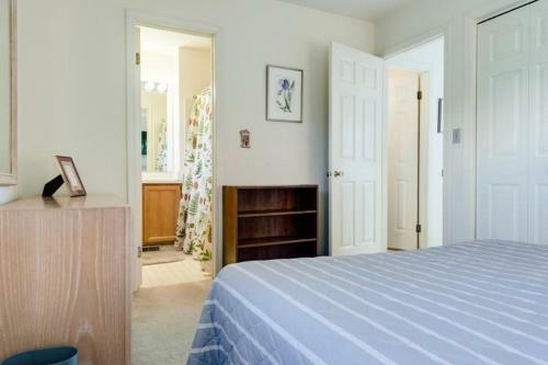 Pines Apartment-9