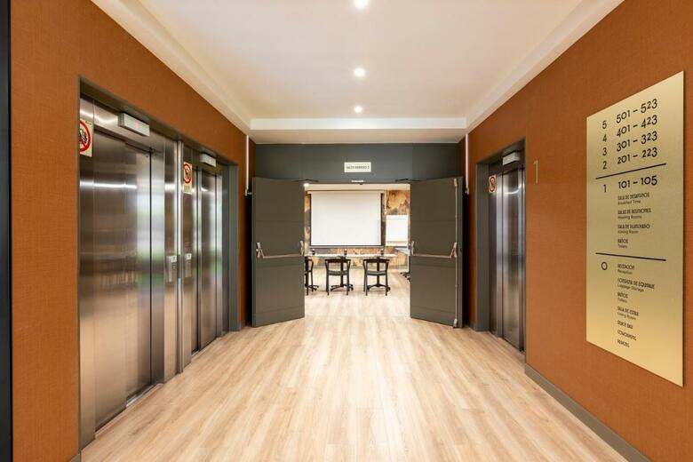 Hotel Acta Pir�mides