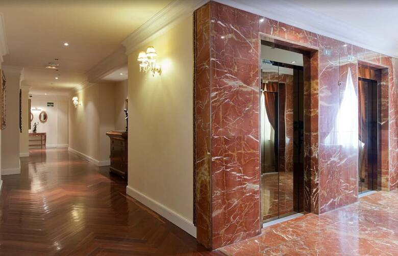Hotel Alameda Palace