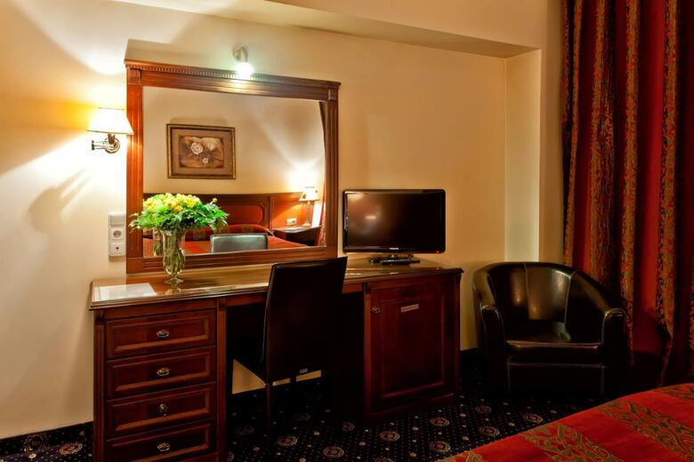 Hotel Kouros