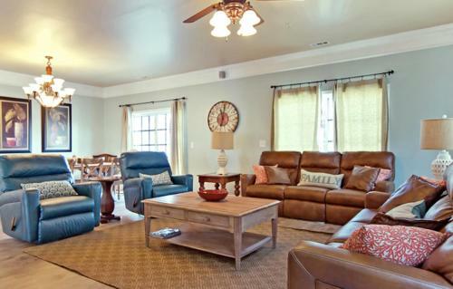 Bermuda Breeze C Holiday Home