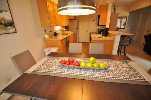 Apartamento Mountain Setting East Vail Condo