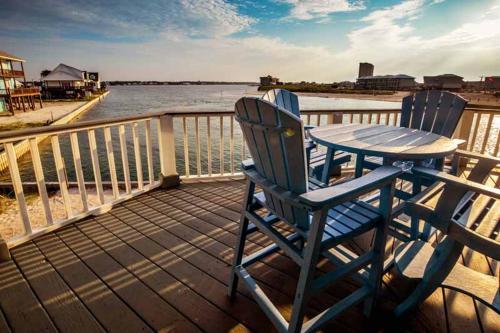 The Pelican Home