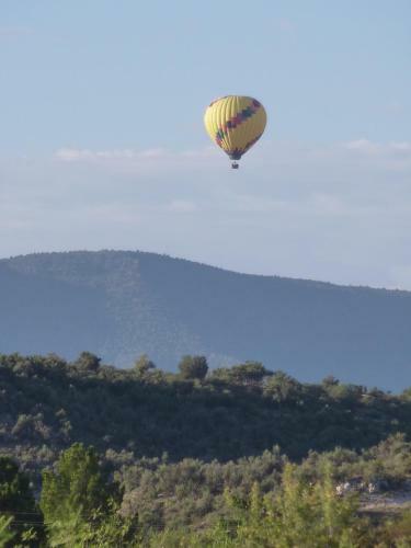 Verde Valley One-bedroom Park Model Cabin 14