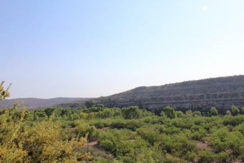 Verde Valley Canyon View Cottage 4