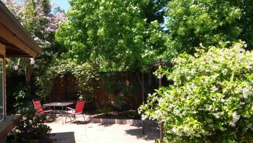 Family Holiday Home Sleeps 8
