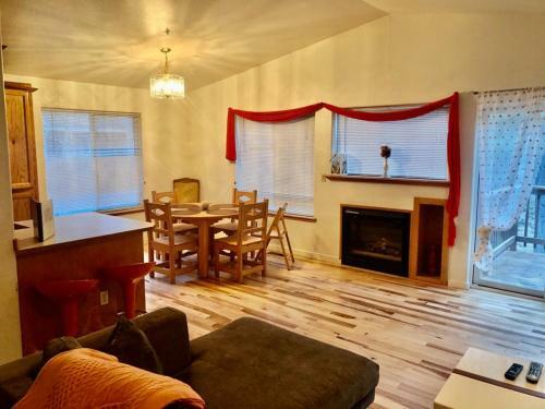 Apartamento Sunny Townhouse Near Beaches