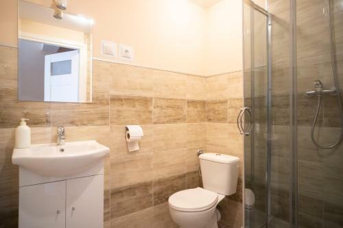 Albergue Noclegi Elan