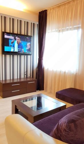 Nicole Apartment