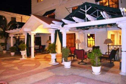 Hotel El Dorado Inn