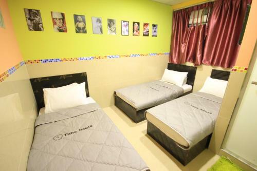 Hostal Timehouse (hong Kong Hostel Group)