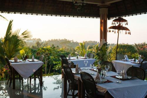 Hotel Alassari Plantation