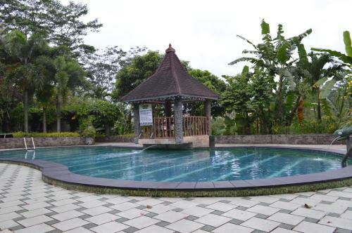 Green Wattana Hotel, Sentul City
