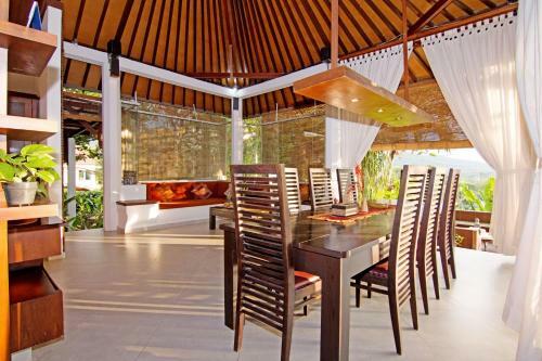 Hotel Zen Premium Lovina Damai Hill Side