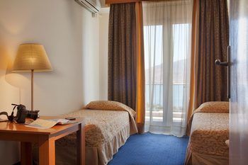 Best Western Lucy Hotel