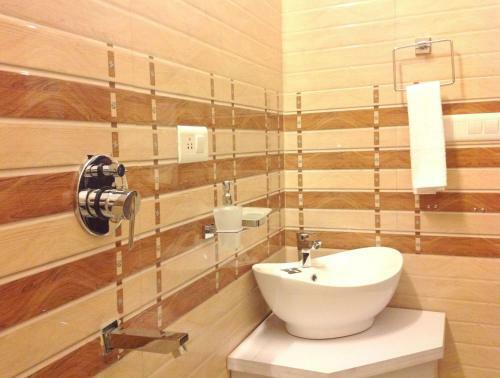 Hotel Grand Tapovan