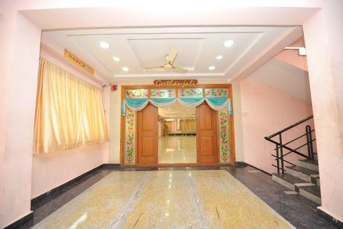 Lodge Shree Lakshmi Guest House
