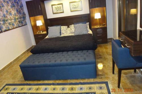 Royal Luxury Apartments & Studios